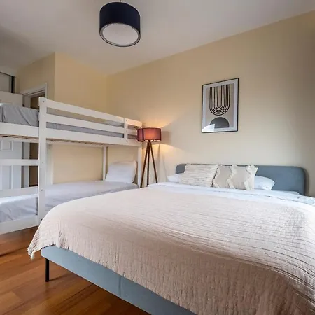 Duplex With Stunning Sea View, 3br, 2ba Apartament *