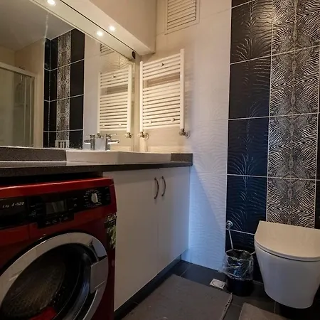 Duplex With Stunning Sea View, 3br, 2ba 아파트