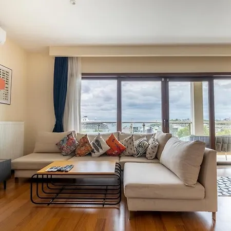 Duplex With Stunning Sea View, 3br, 2ba 아파트 *